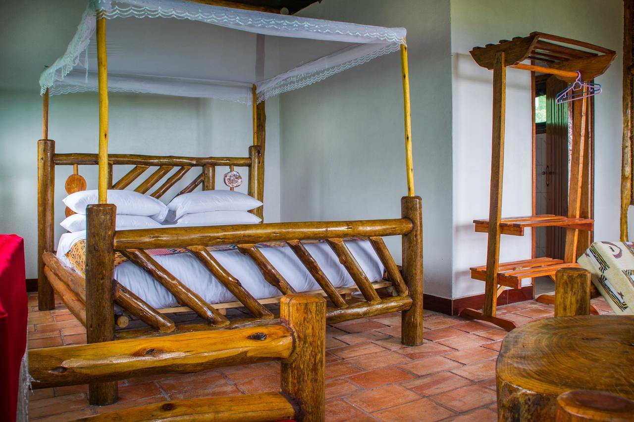 Queen Elizabeth Pvt Lodge Kichwamba Εξωτερικό φωτογραφία