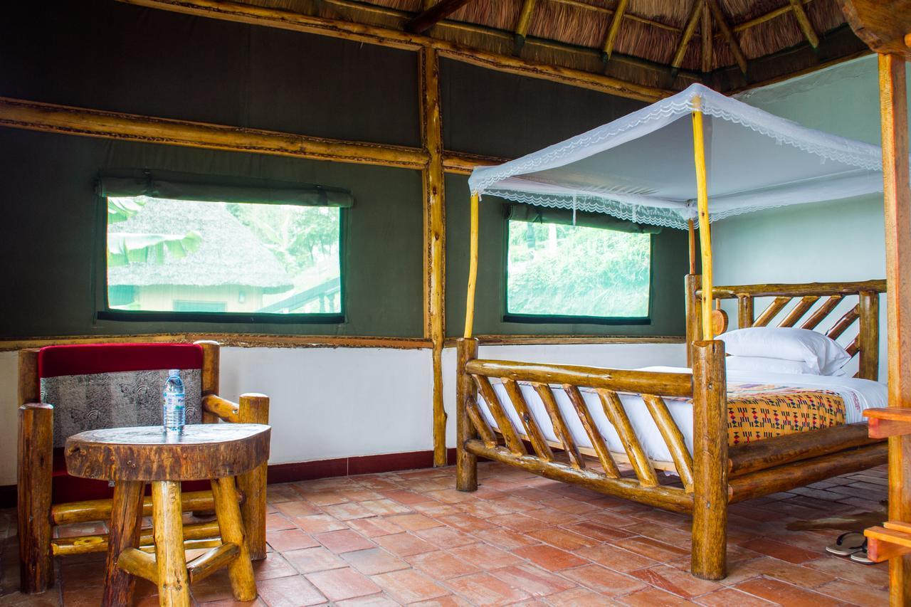Queen Elizabeth Pvt Lodge Kichwamba Εξωτερικό φωτογραφία