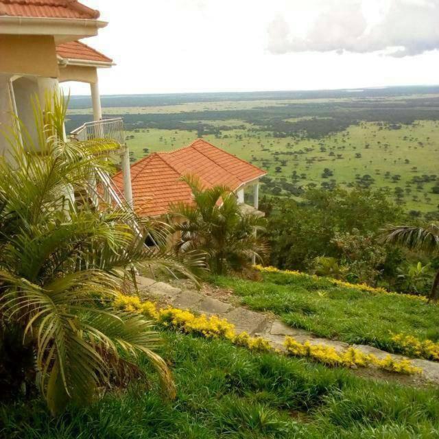 Queen Elizabeth Pvt Lodge Kichwamba Εξωτερικό φωτογραφία